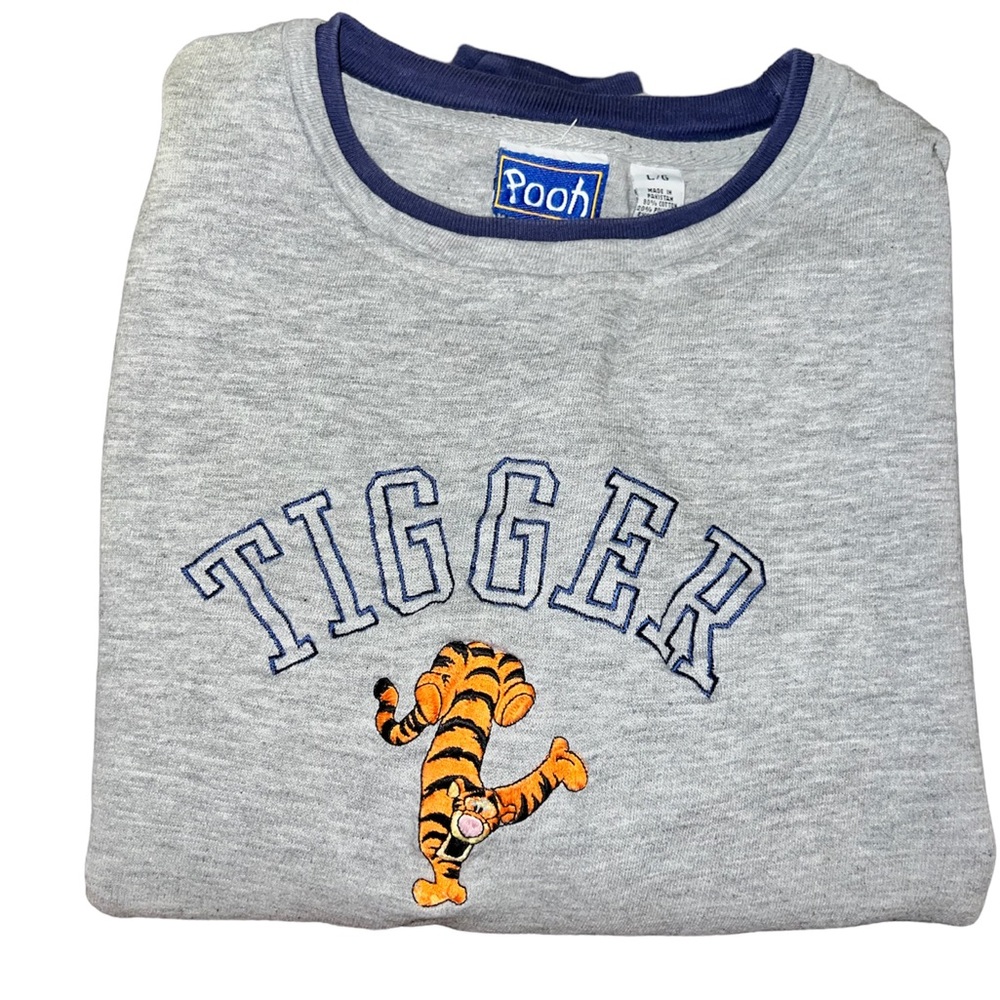 Vintage 90s Tigger Sweatshirt Embroidered
